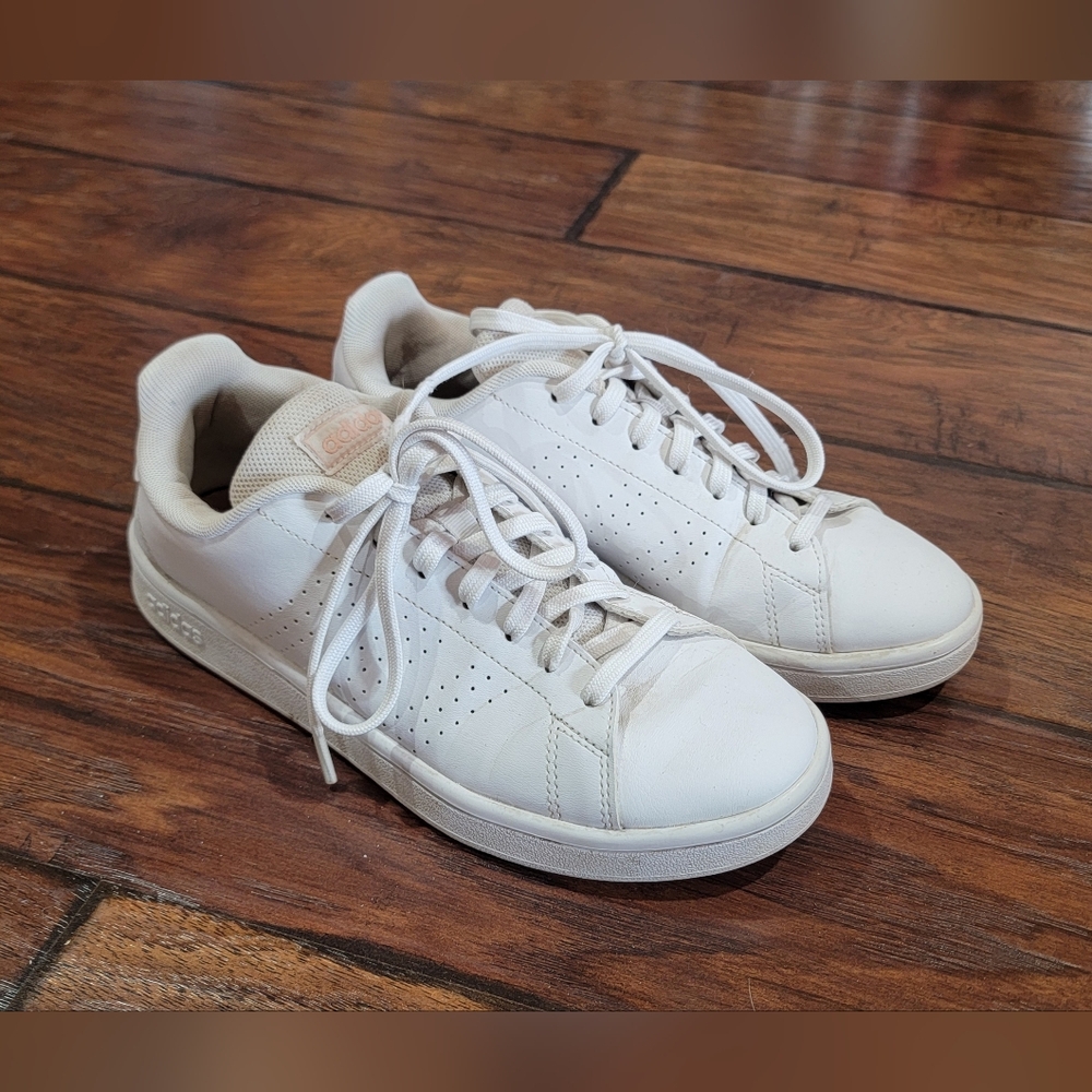 Adidas Sneakers